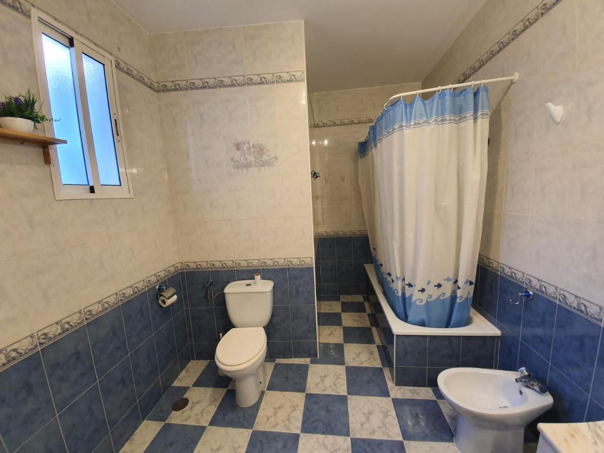Apartamento Ollerias Malaga Bagian luar foto